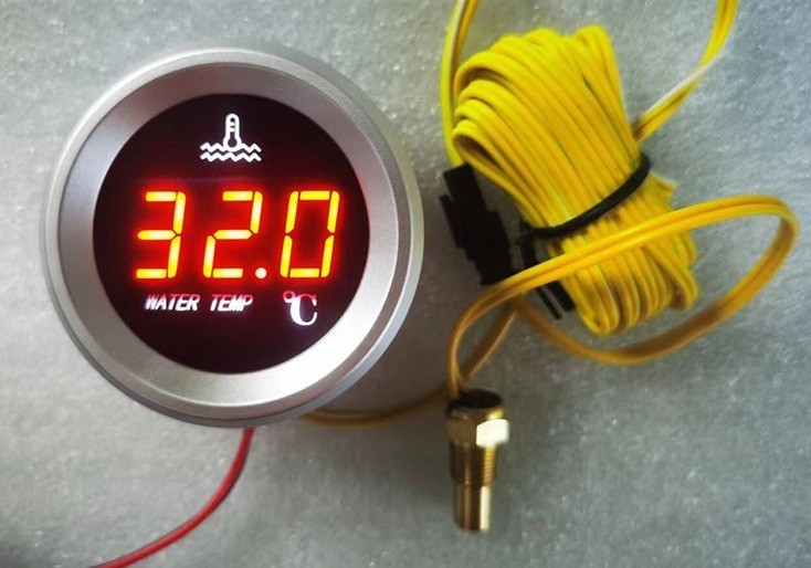 Digitaalne kümblustünni veetermomeeter