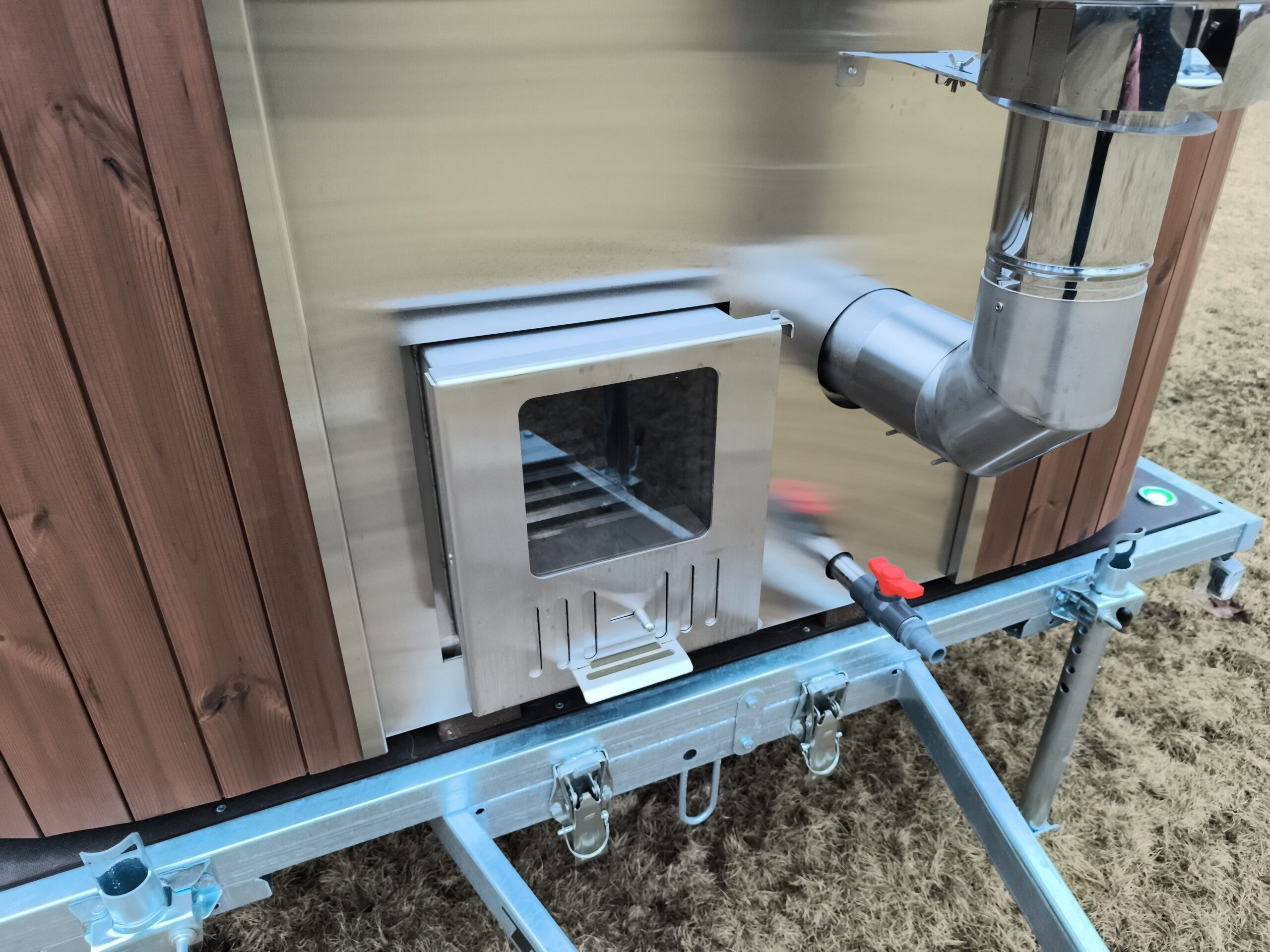 Haagisel kümblustünn Icon Tub 200